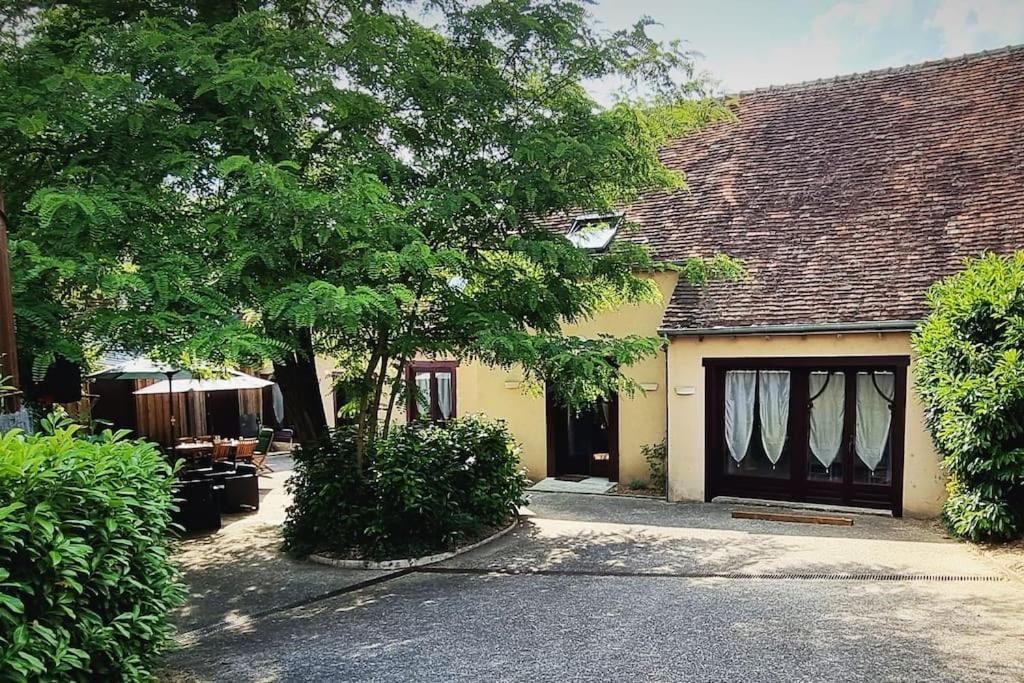Grand Gite - Le Saint-Chrirtophe Châteauroux Zewnętrze zdjęcie