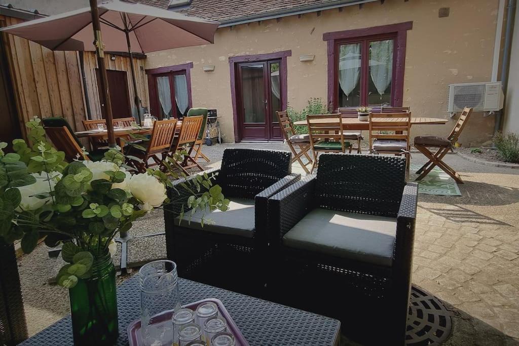 Grand Gite - Le Saint-Chrirtophe Châteauroux Zewnętrze zdjęcie