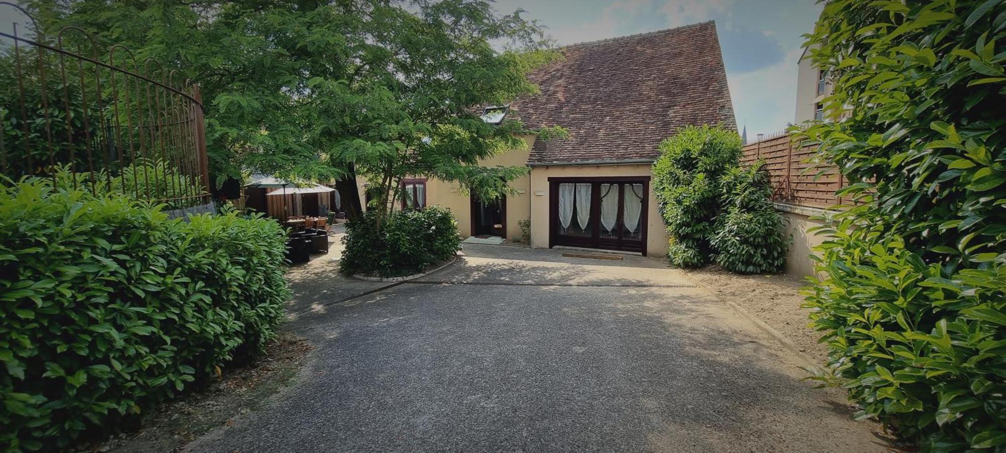 Grand Gite - Le Saint-Chrirtophe Châteauroux Zewnętrze zdjęcie